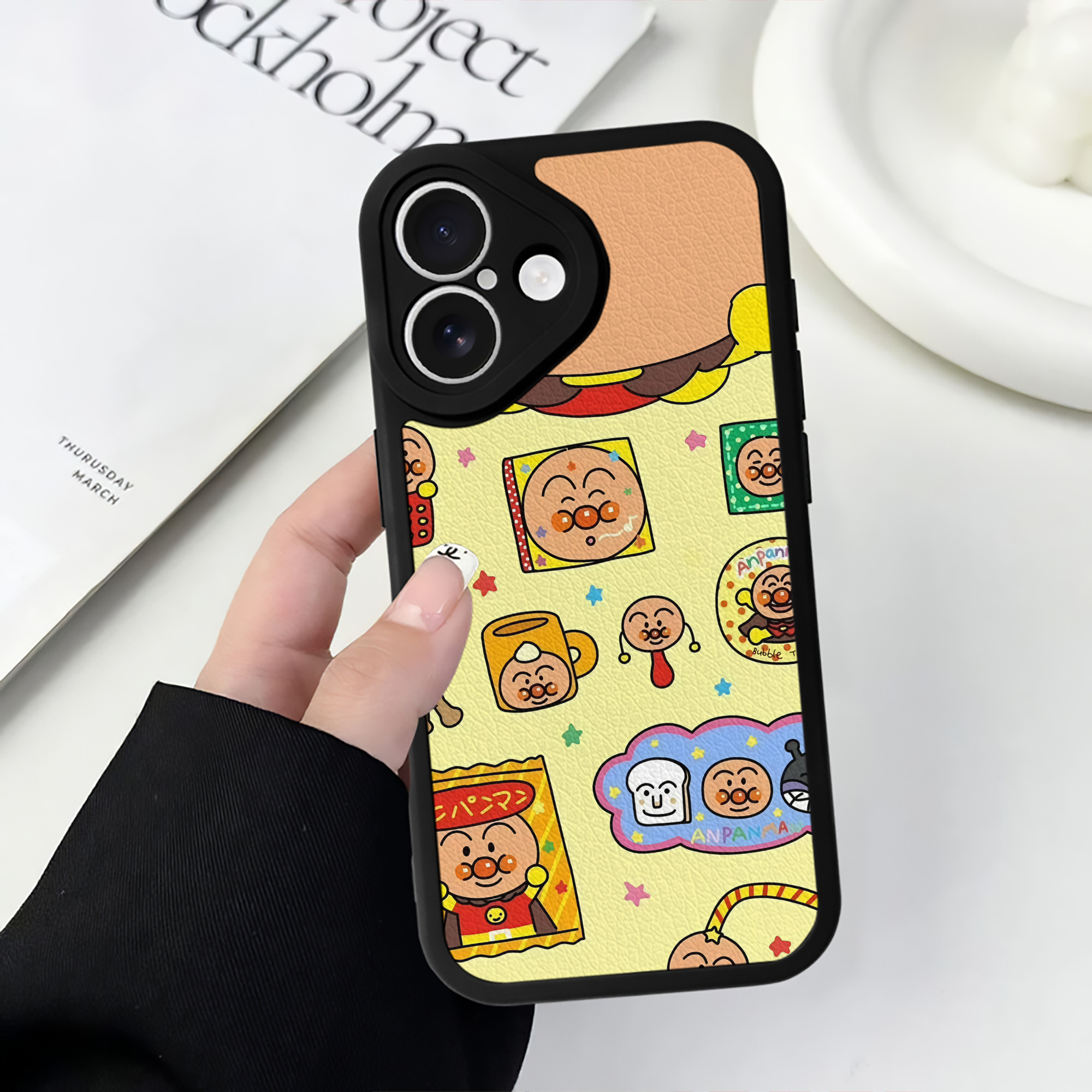 （画像用） アンパンマン Anpanman 【iPhone 16シリーズ対応】シリコンスマホケース（レザー調） 材質：シリコン